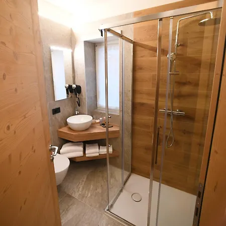 Da Gigi Alpine Rooms Crandola Valsassina Exterior photo